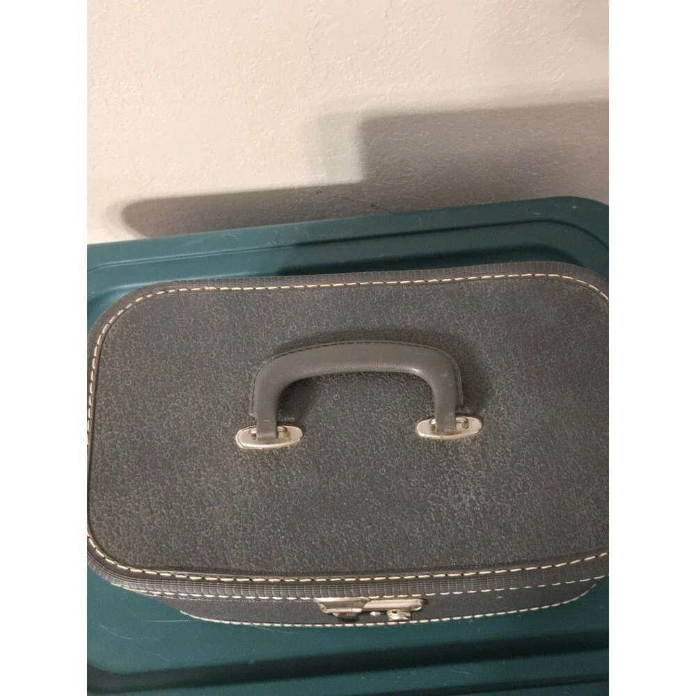 Vintage Blue Train/Vanity Case
